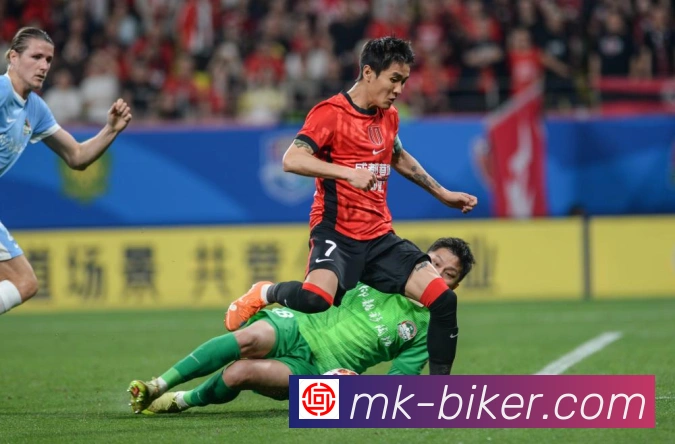 足坛传奇劳尔足球生涯高光与竞技价值解析